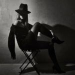 Portrait avec Marta — séance artistique à Espace Lux Aeterna Paris